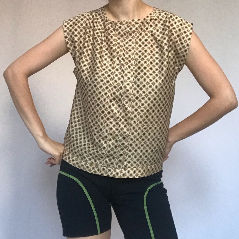 Vintage 70’s patterned blouse ⚜️🤎